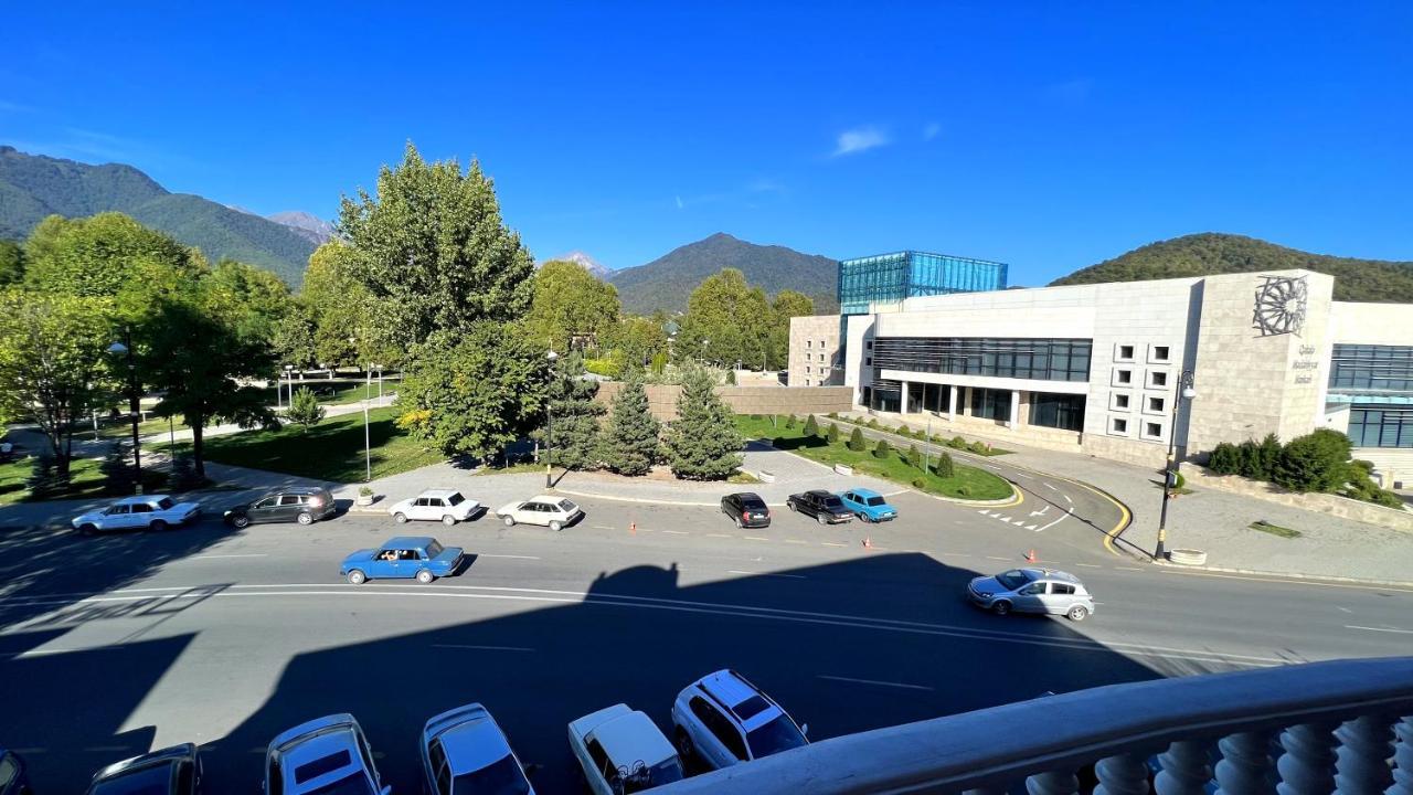 Gabala Karvan Hotel ภายนอก รูปภาพ